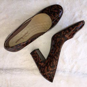 Beautiful Leopard Patent Leather Pumps in Size 12W